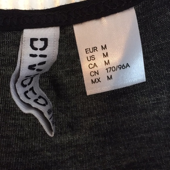 ⚫️ Black H&M Romper ⚫️ - Picture 5 of 5